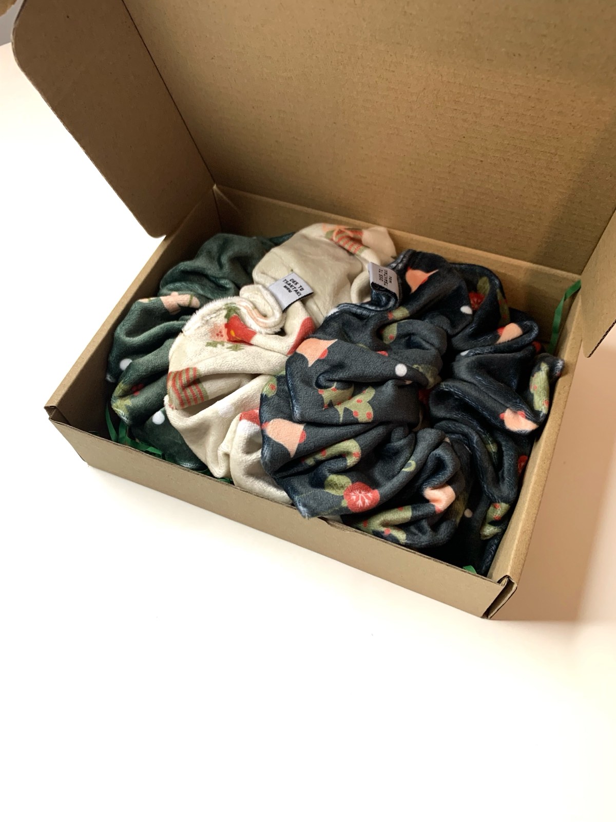 christmas gift packs scrunchies